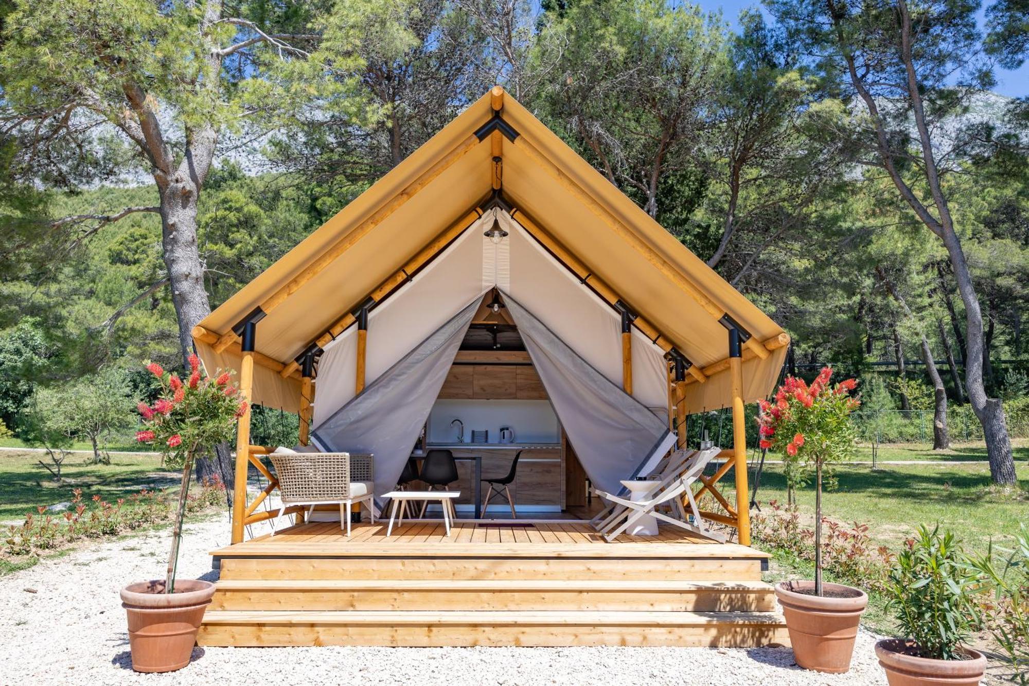 Camp Dole Zivogosce - Mobile Home And Glamping Tent Exterior photo